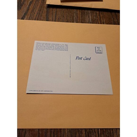 Vtg Ron Kelelowski 99 STP NASCAR Postcard 5x7 Purple Car Unused Racing Pictorial - Picture 2 of 2